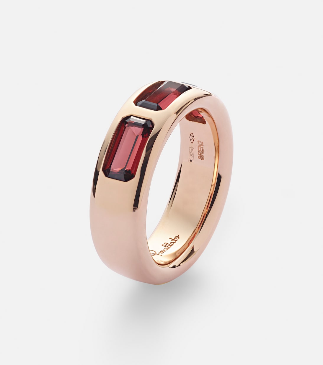 Anello Iconica in oro rosa 18kt con granati piropo, gioiello trendy per giovani