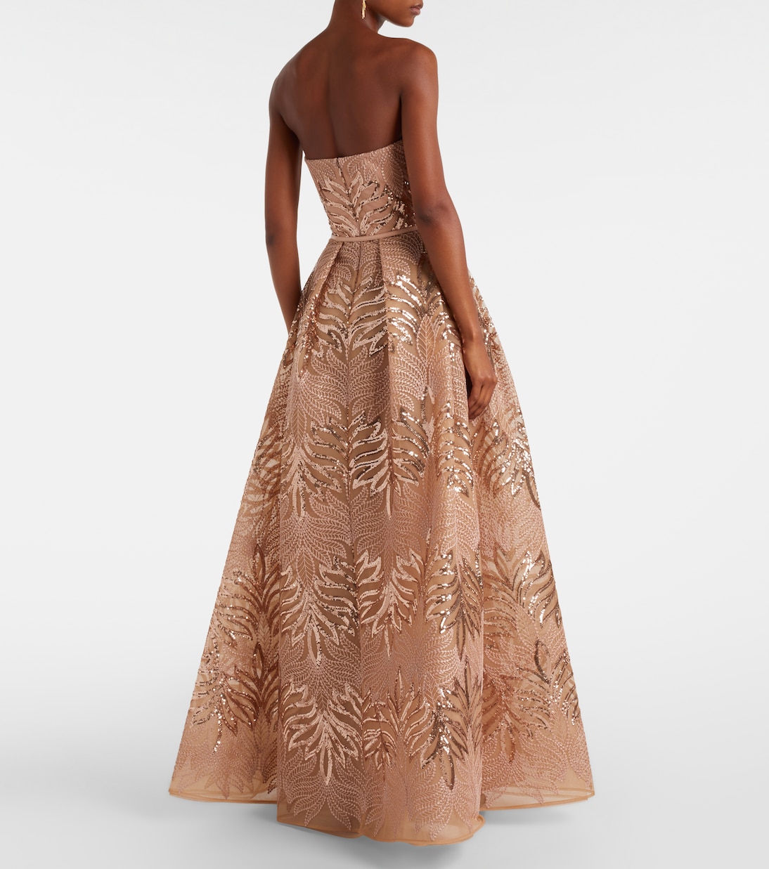 시퀸 스트랩리스 이브닝 가운 | Elie Saab