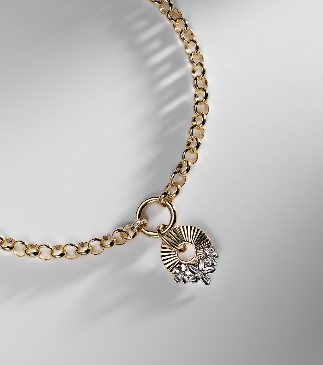 Boucles d’oreilles en or 18 ct et diamants | FoundRae