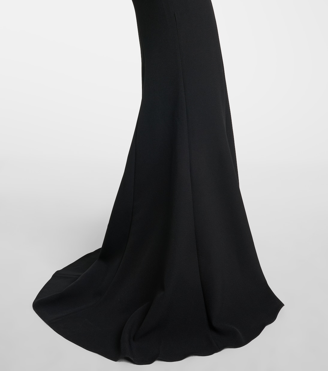 Rory floral-appliqué crêpe gown | Safiyaa