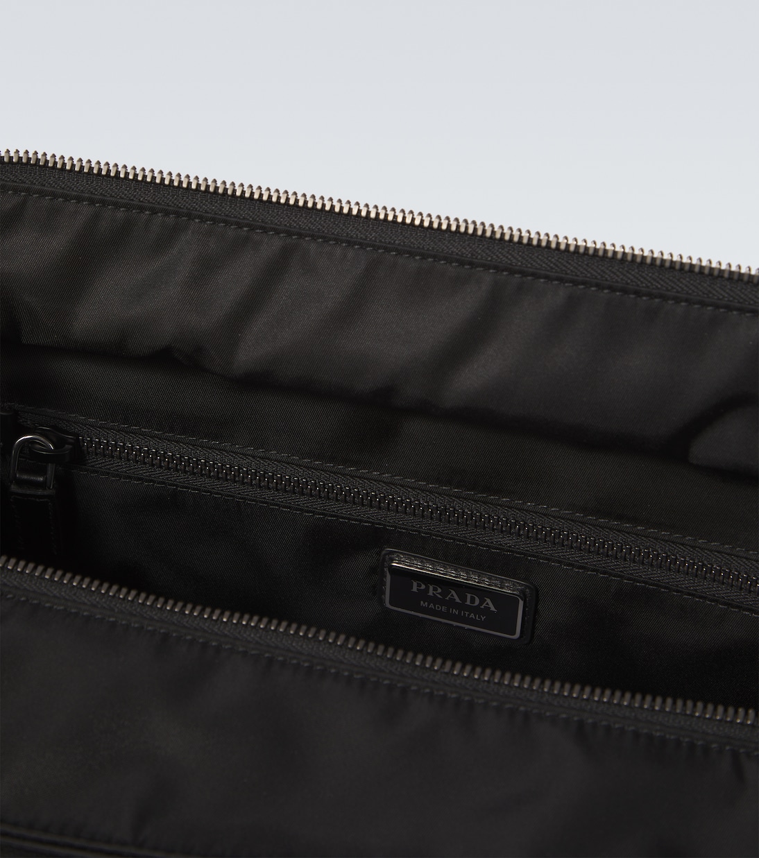 Messenger Bag Prada Explore aus Re-Nylon | Prada