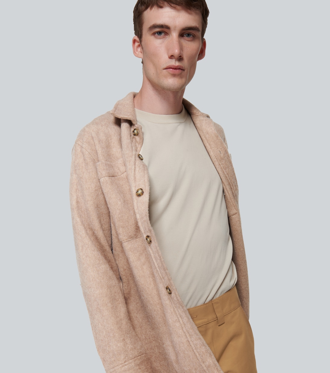 Bestickte Hemdjacke aus Wolle | Adish