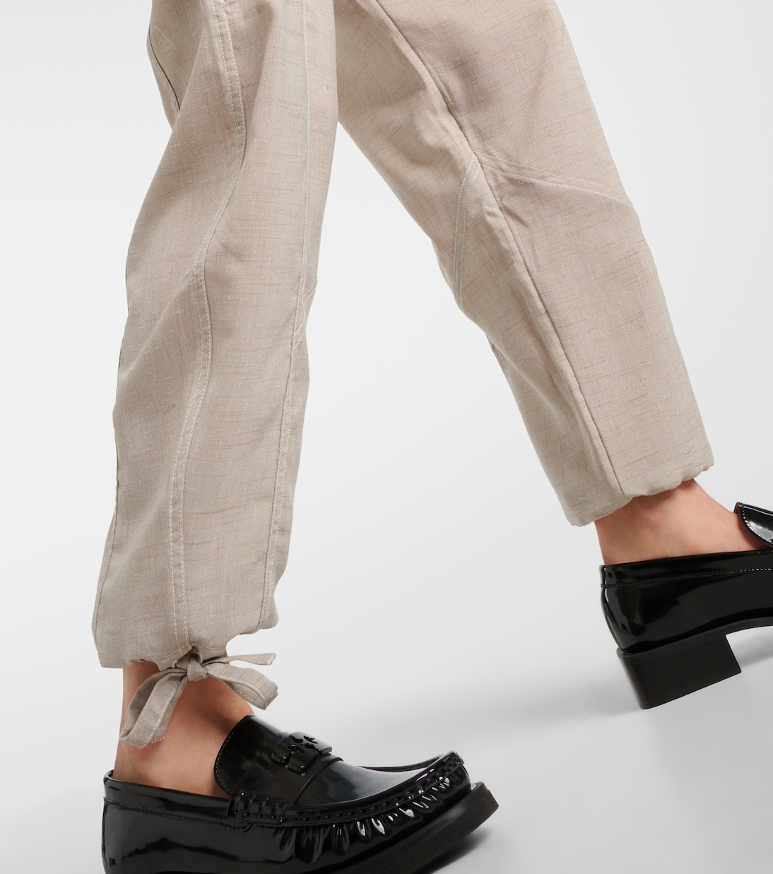 Pantaloni a gamba larga e vita alta | Ganni