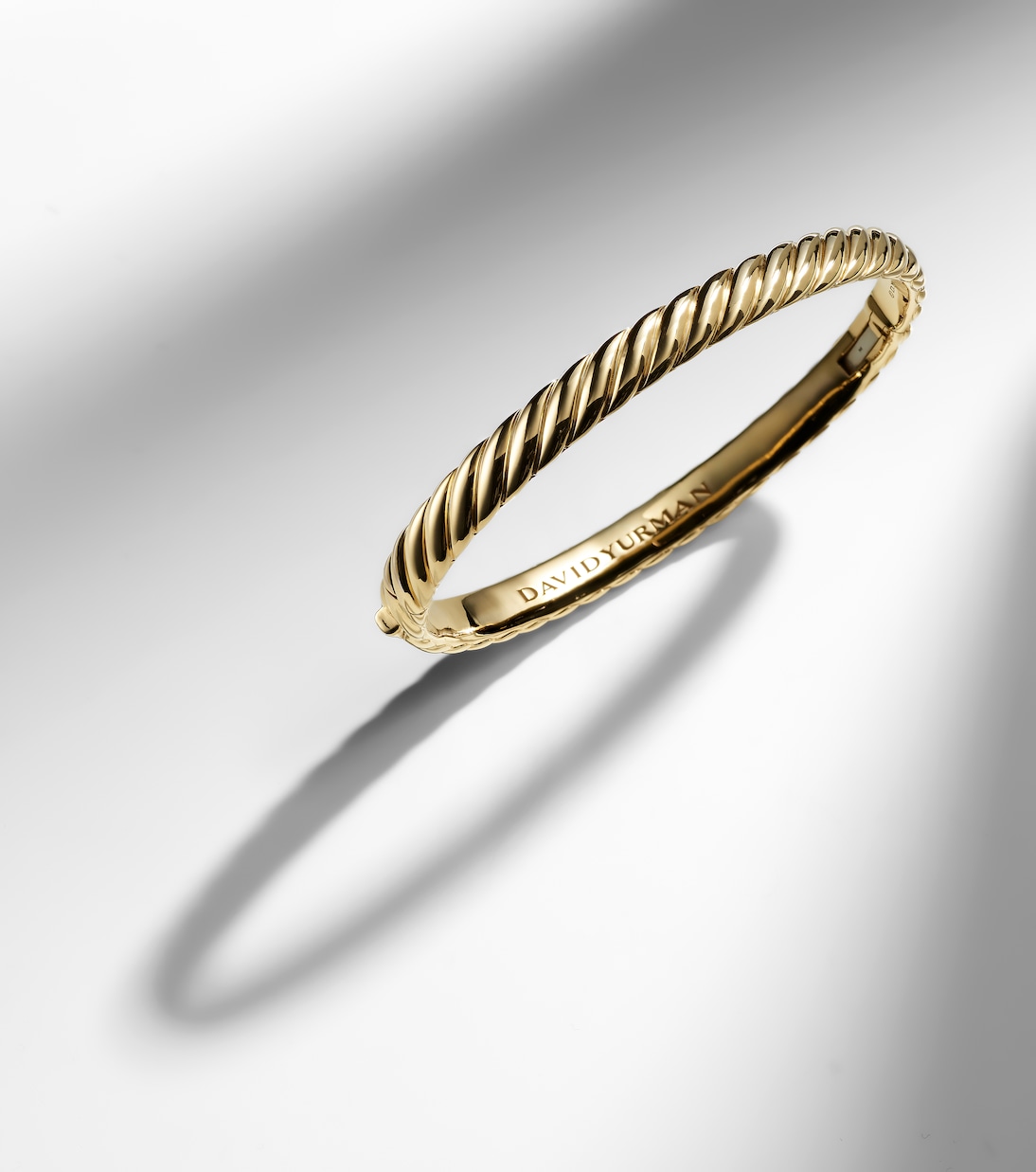 Sculpted Cable 18kt gold bangle | David Yurman