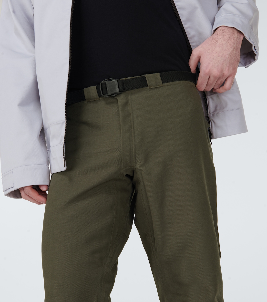 Pantalones rectos Arc de lana | GR10K