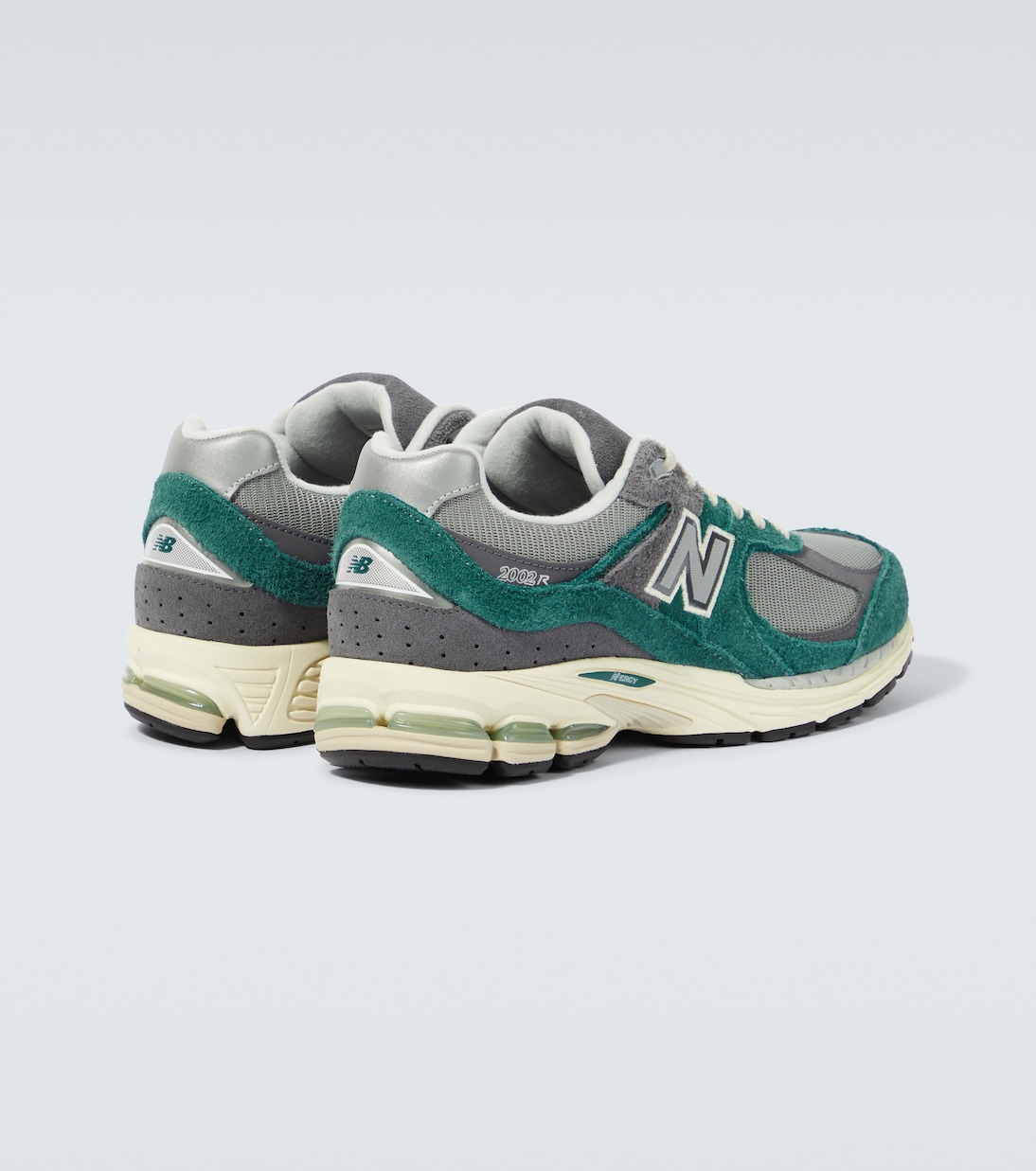 Sneakers 2002R in suede | New Balance