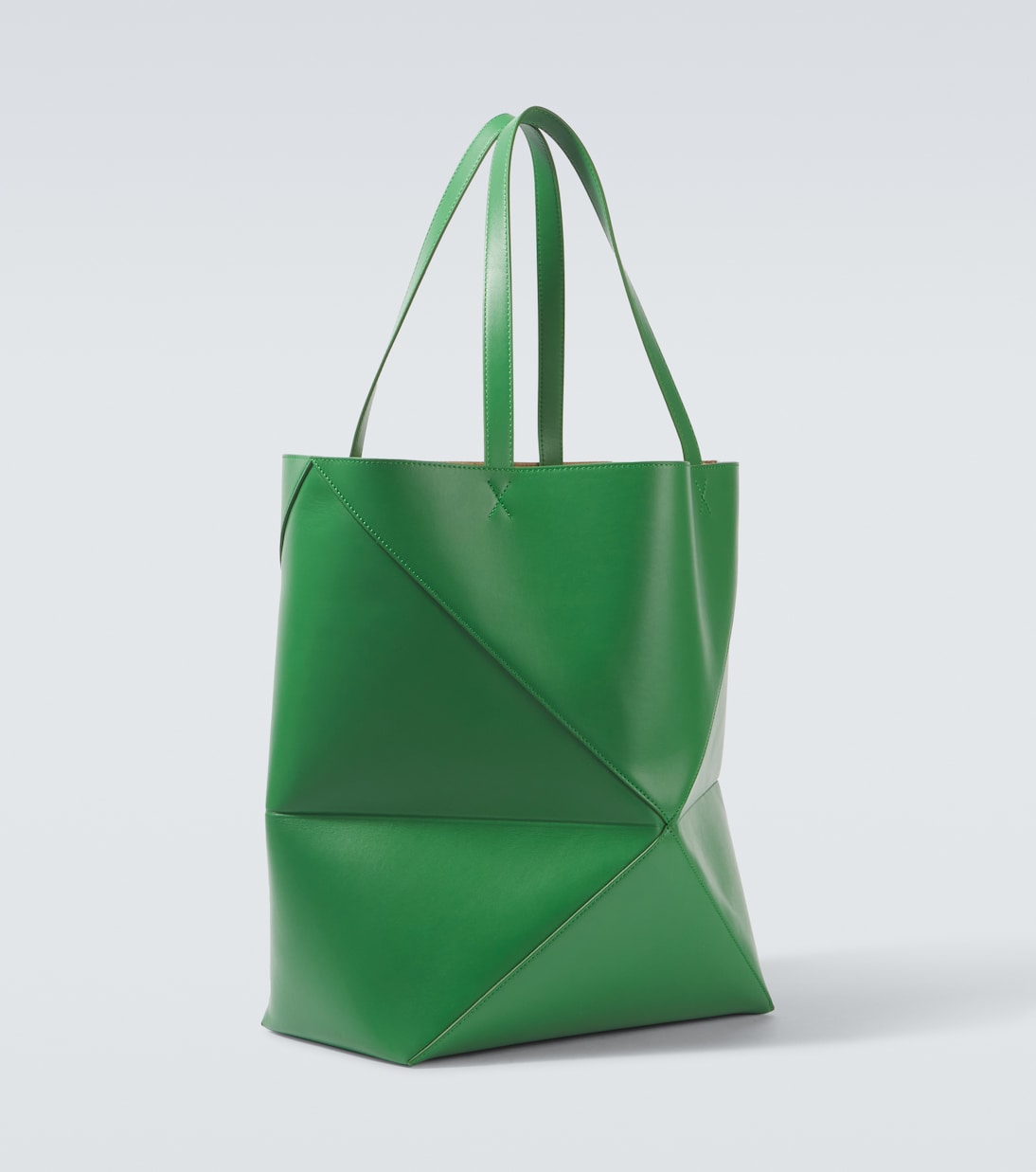 Tote Puzzle Fold XL aus Leder | Loewe