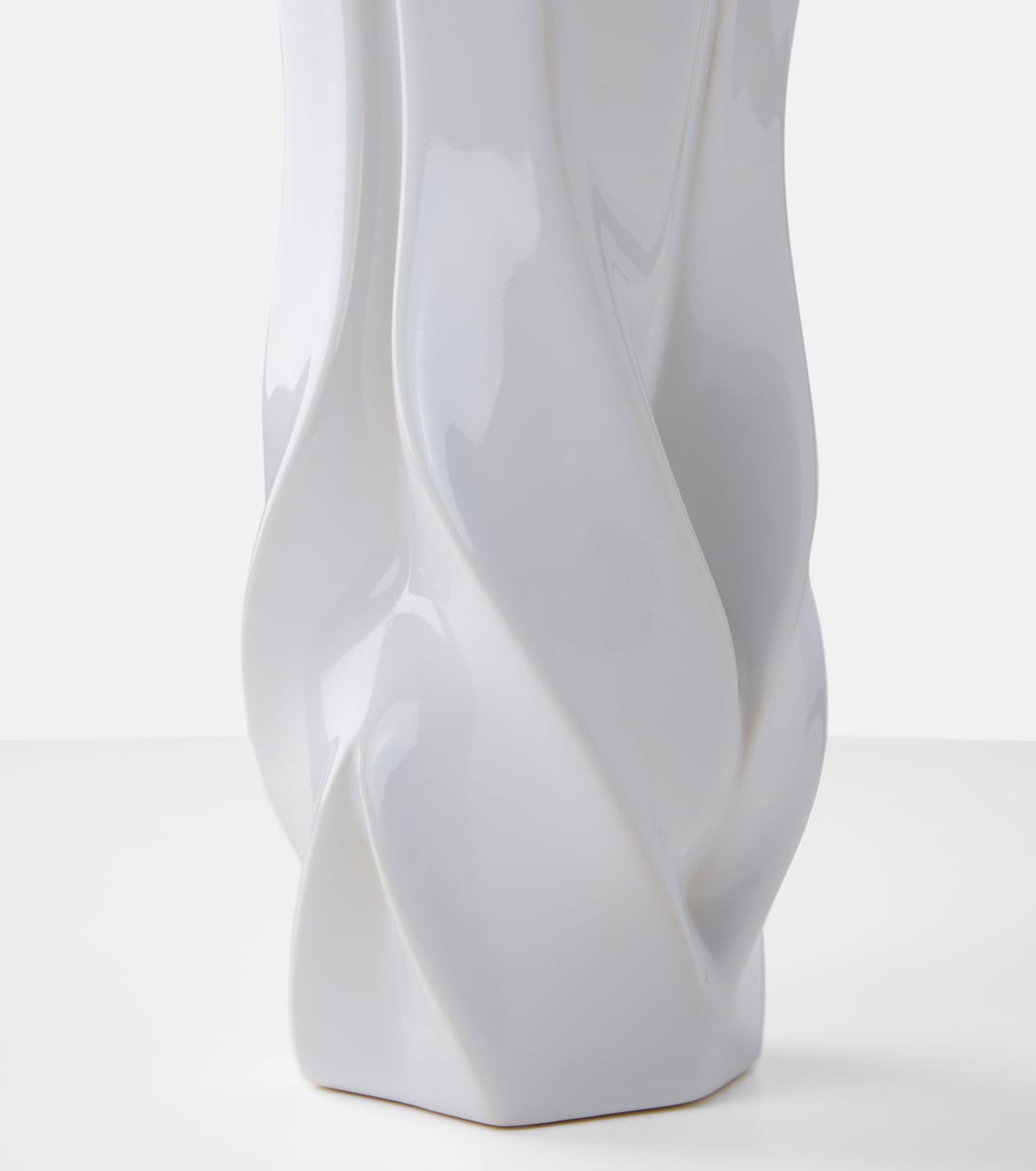 Braid Medium vase | Zaha Hadid Design