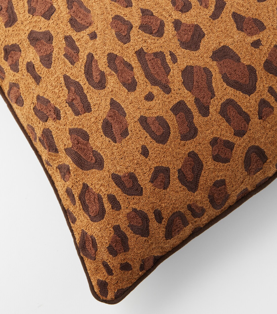 Cotton and silk velvet cushion | Les-Ottomans