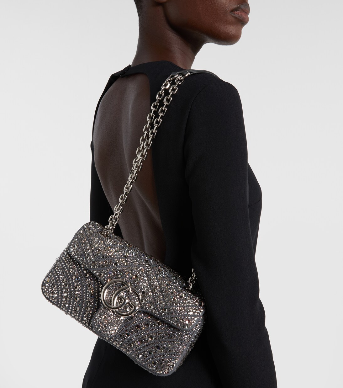 GG Marmont Medium leather shoulder bag | Gucci