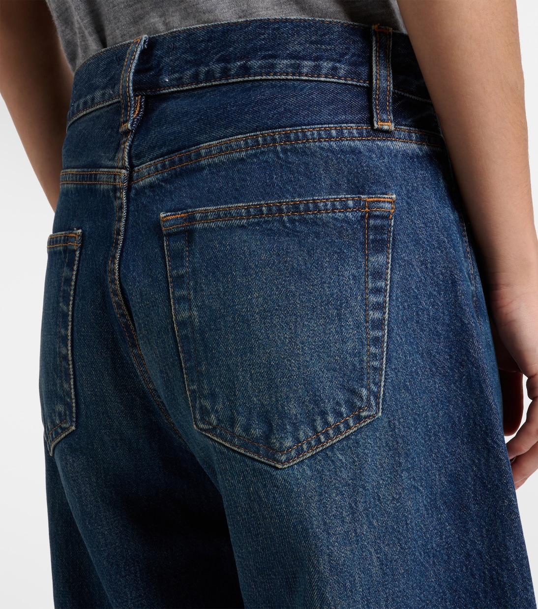 Loose low-rise wide-leg jeans | Frame