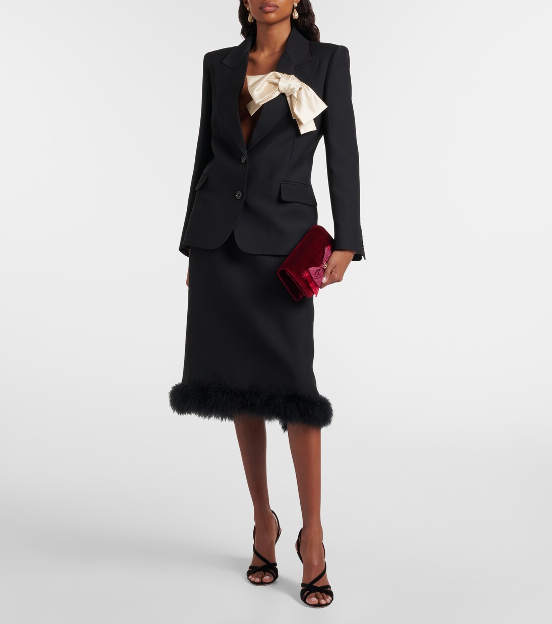 VLogo Mini bow-detail velvet crossbody bag | Valentino Garavani