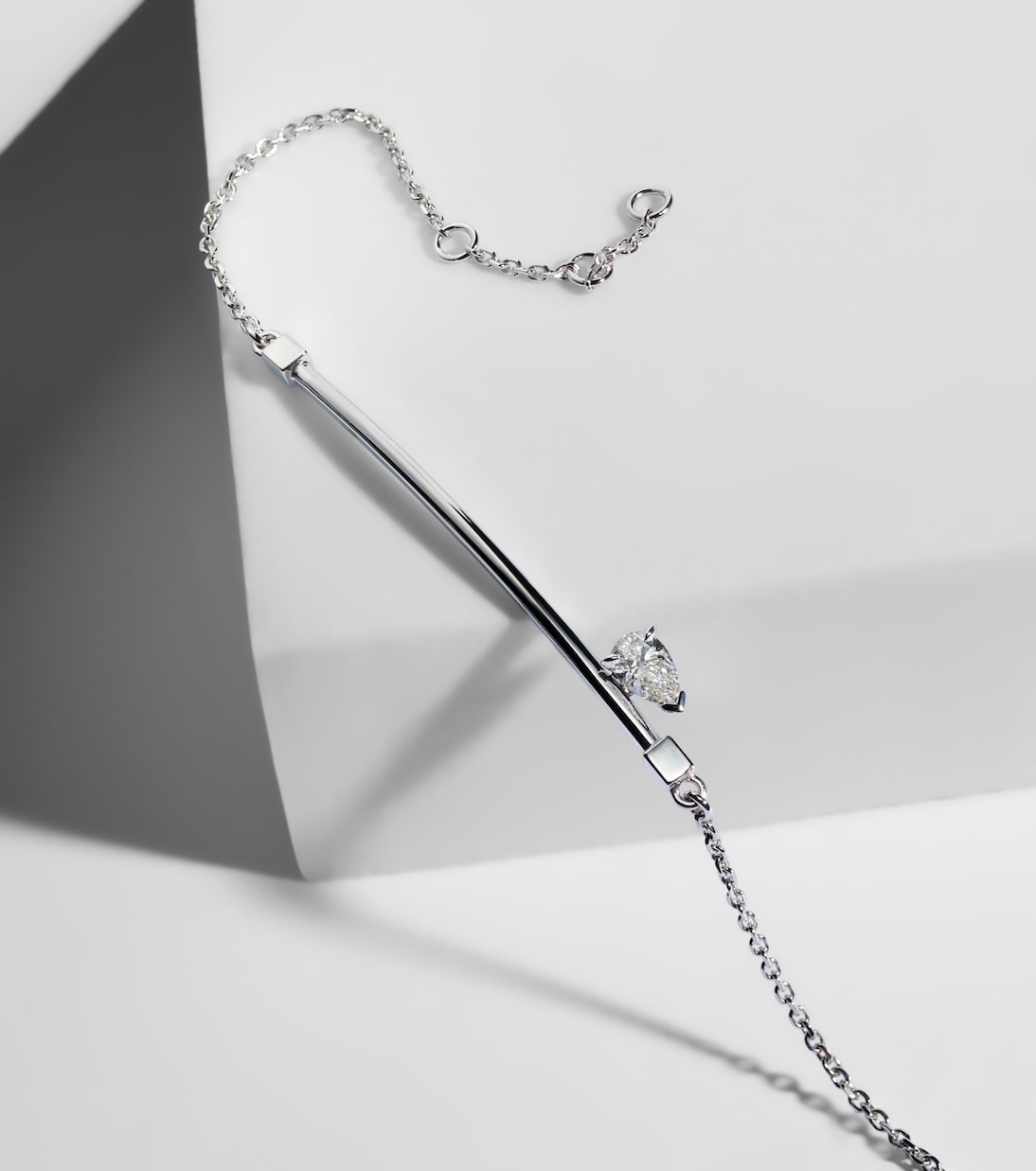 Bracciale Serti Sur Vide in oro bianco 18kt con diamante | Repossi