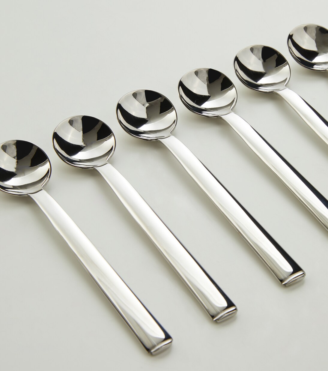 Set di 24 posate Rundes modell | Alessi