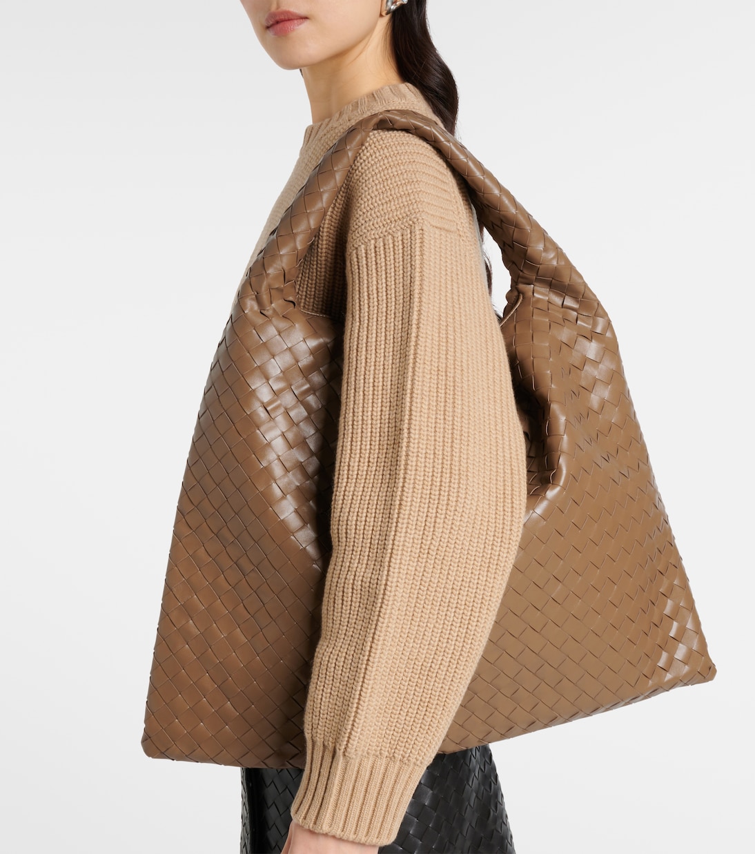 Borsa a spalla Hop Large in pelle | Bottega Veneta