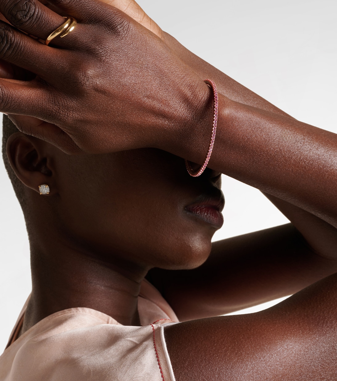 Bracelet Stretchy en or rose 18 ct et saphirs | Bucherer Fine Jewellery