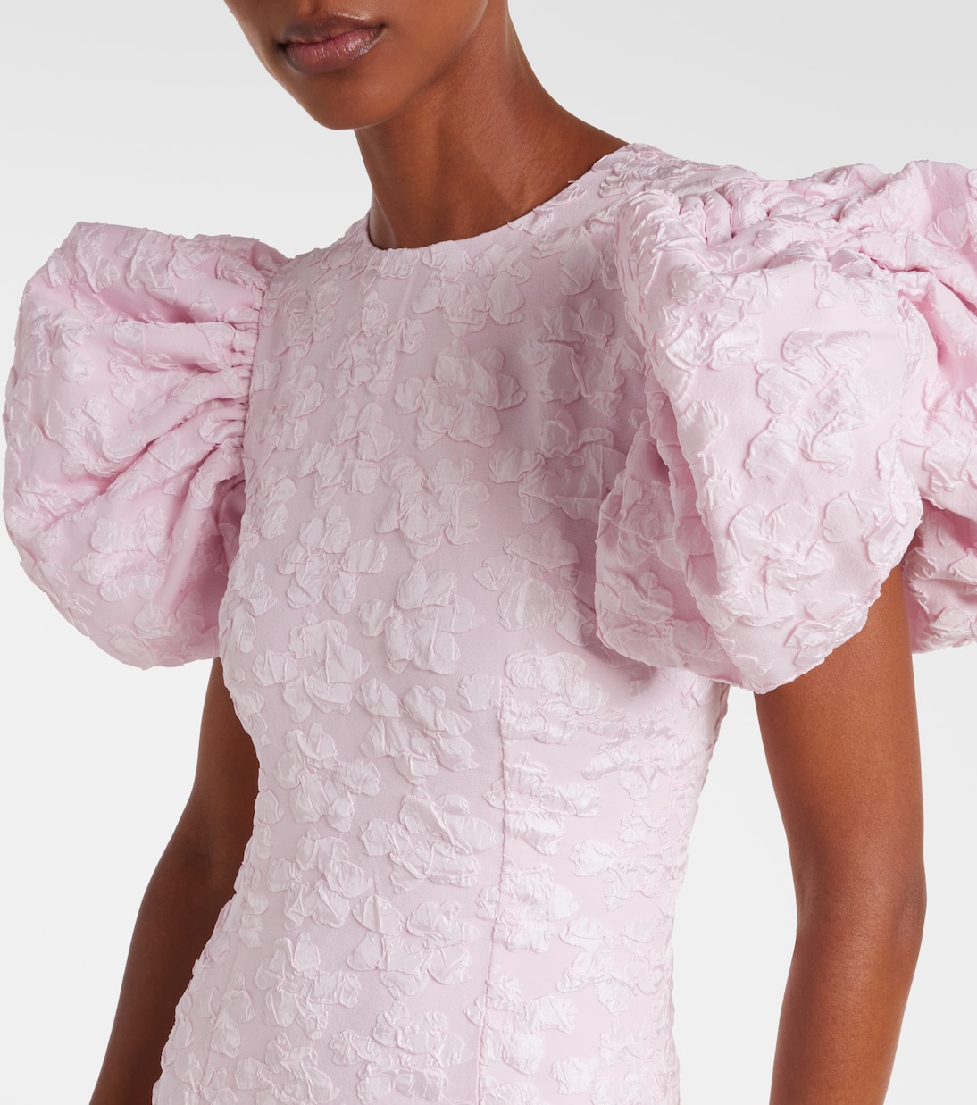 Vestido midi en jacquard con mangas abullonadas | Rotate