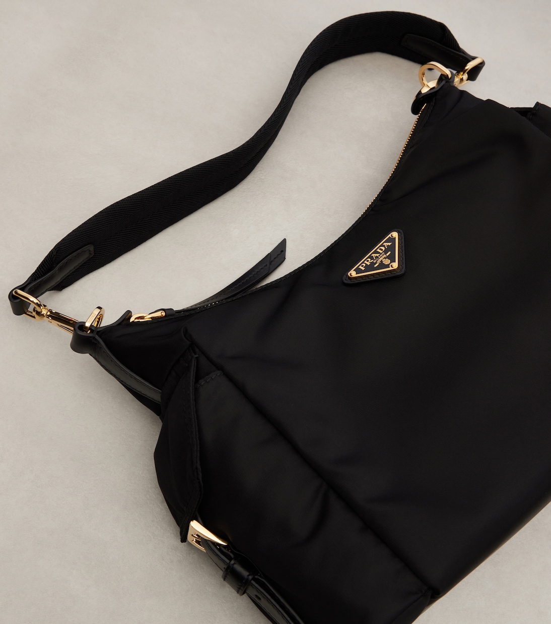حقيبة كتف Prada Explore Re-Nylon Large | Prada