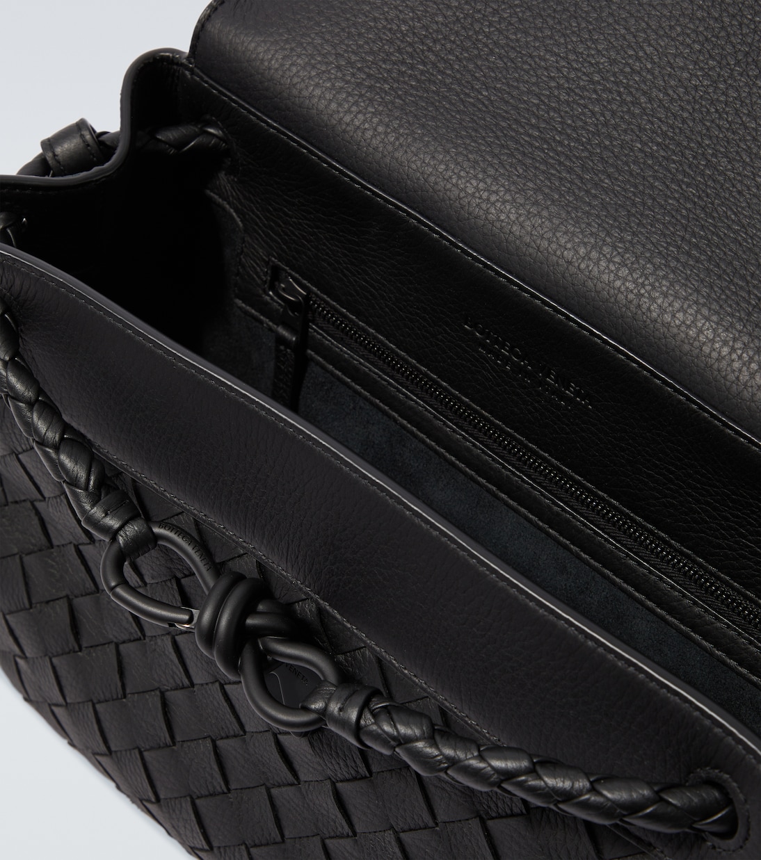 Andiamo Intrecciato Small leather messenger bag | Bottega Veneta