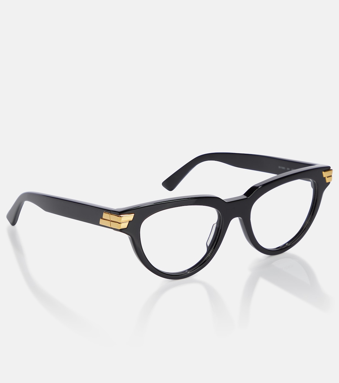 Occhiali Cat-Eye alla Moda di Bottega Veneta per Giovani Stilisti