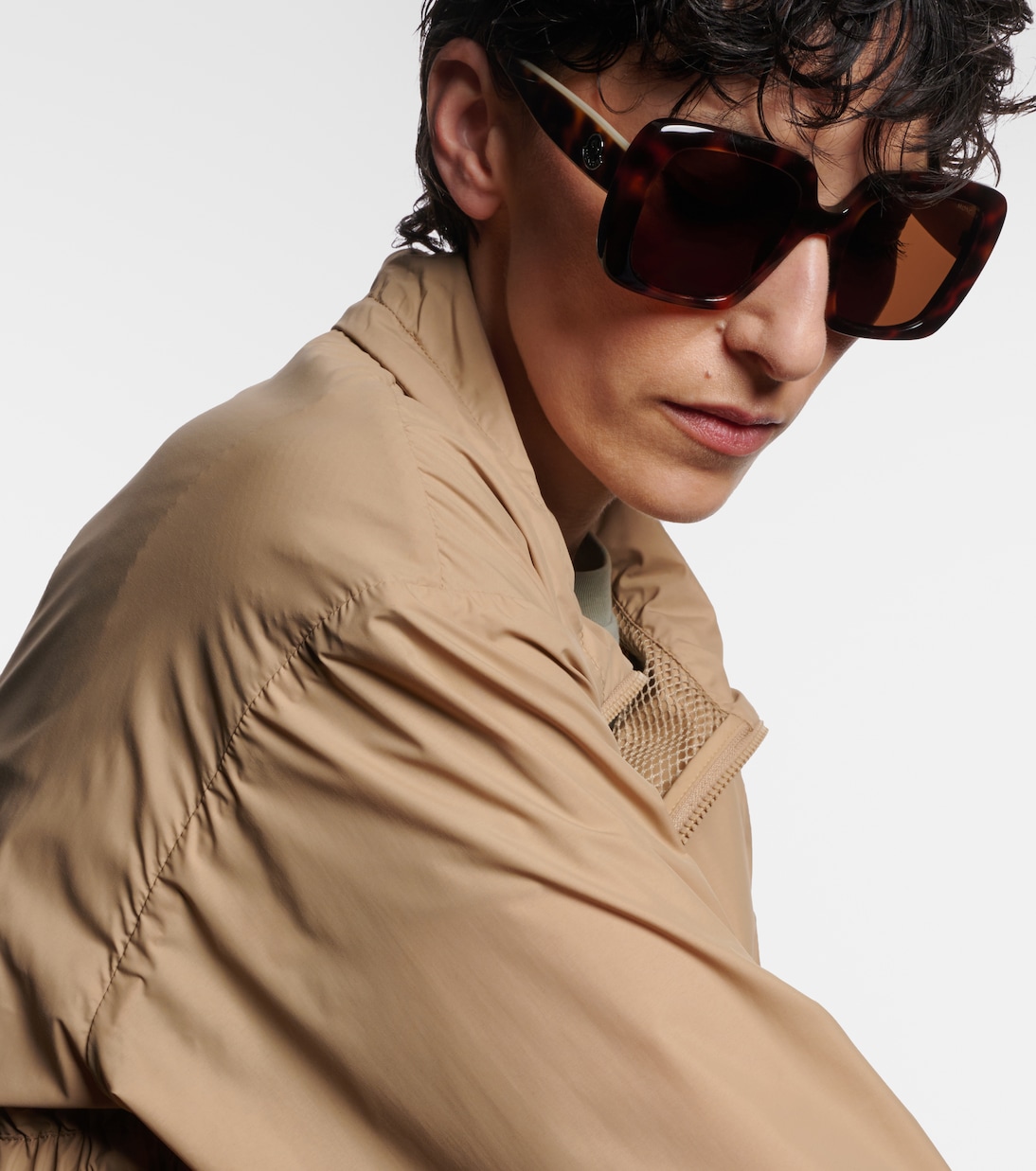 Occhiali da sole Moncler Blanche, stile giovane e alla moda