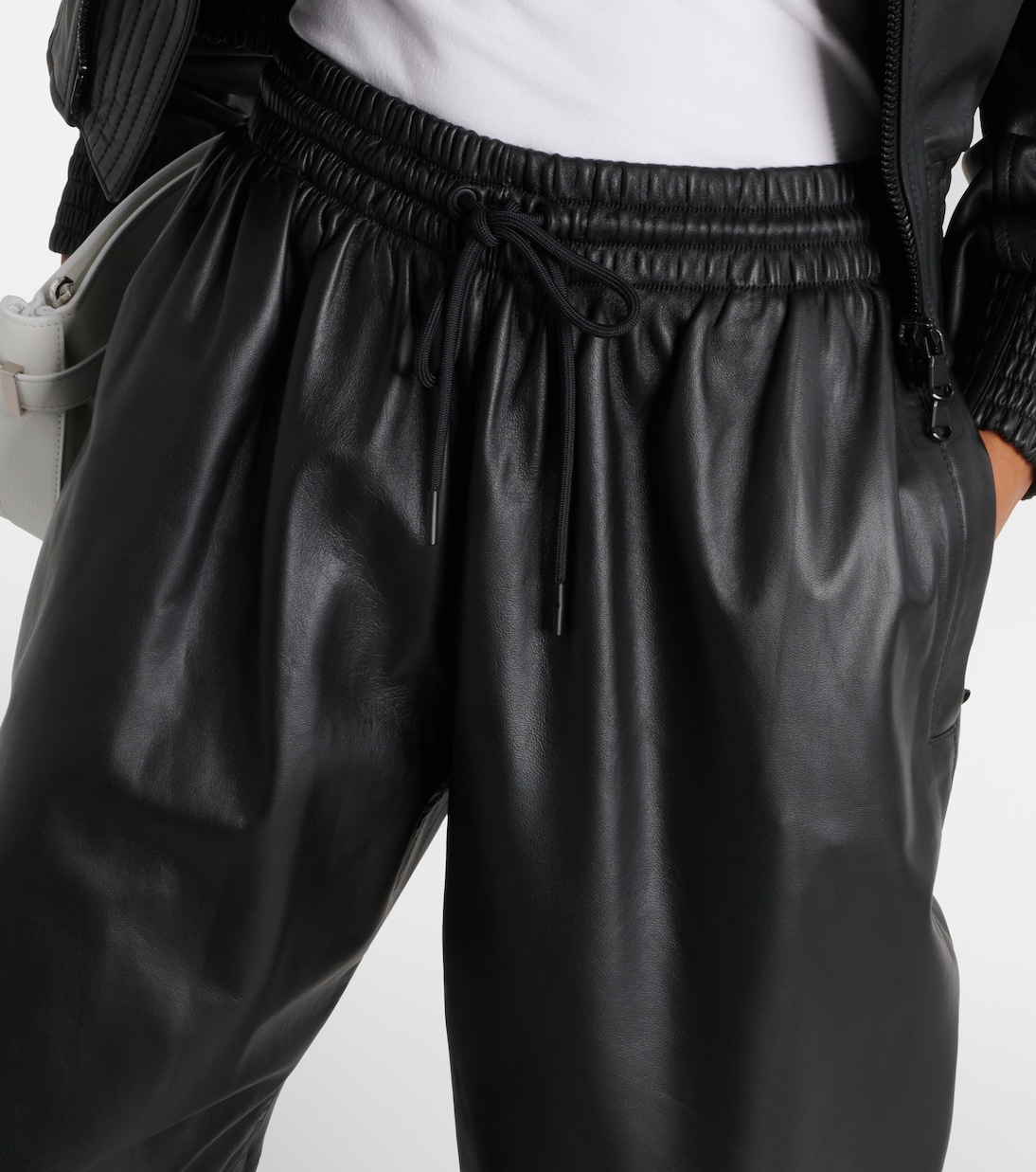 Weite Hose aus Leder | Wardrobe.NYC