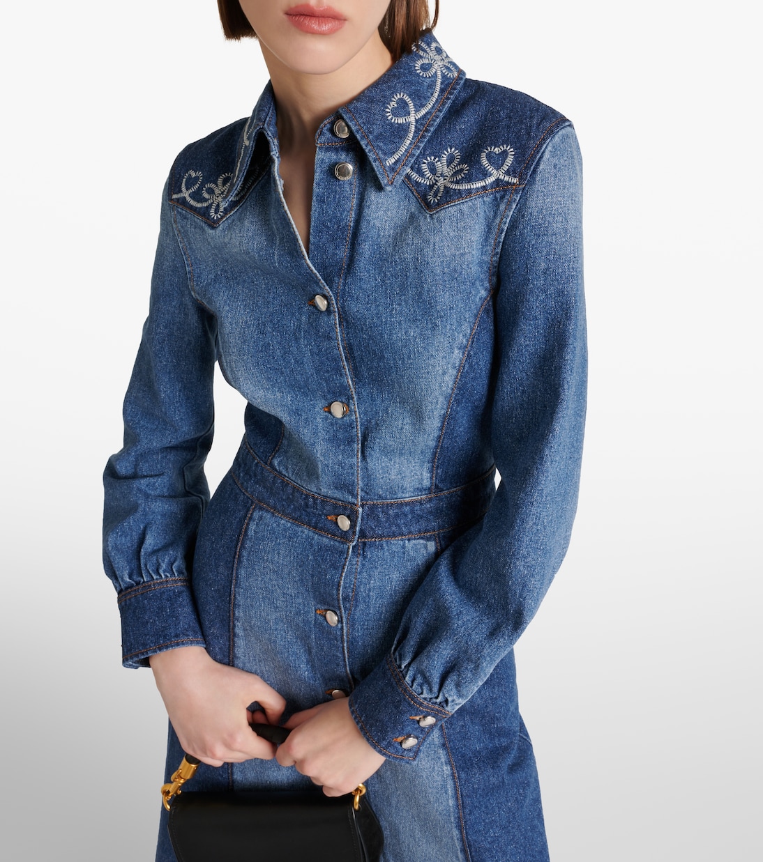 Robe chemise brodée en jean | Chloé
