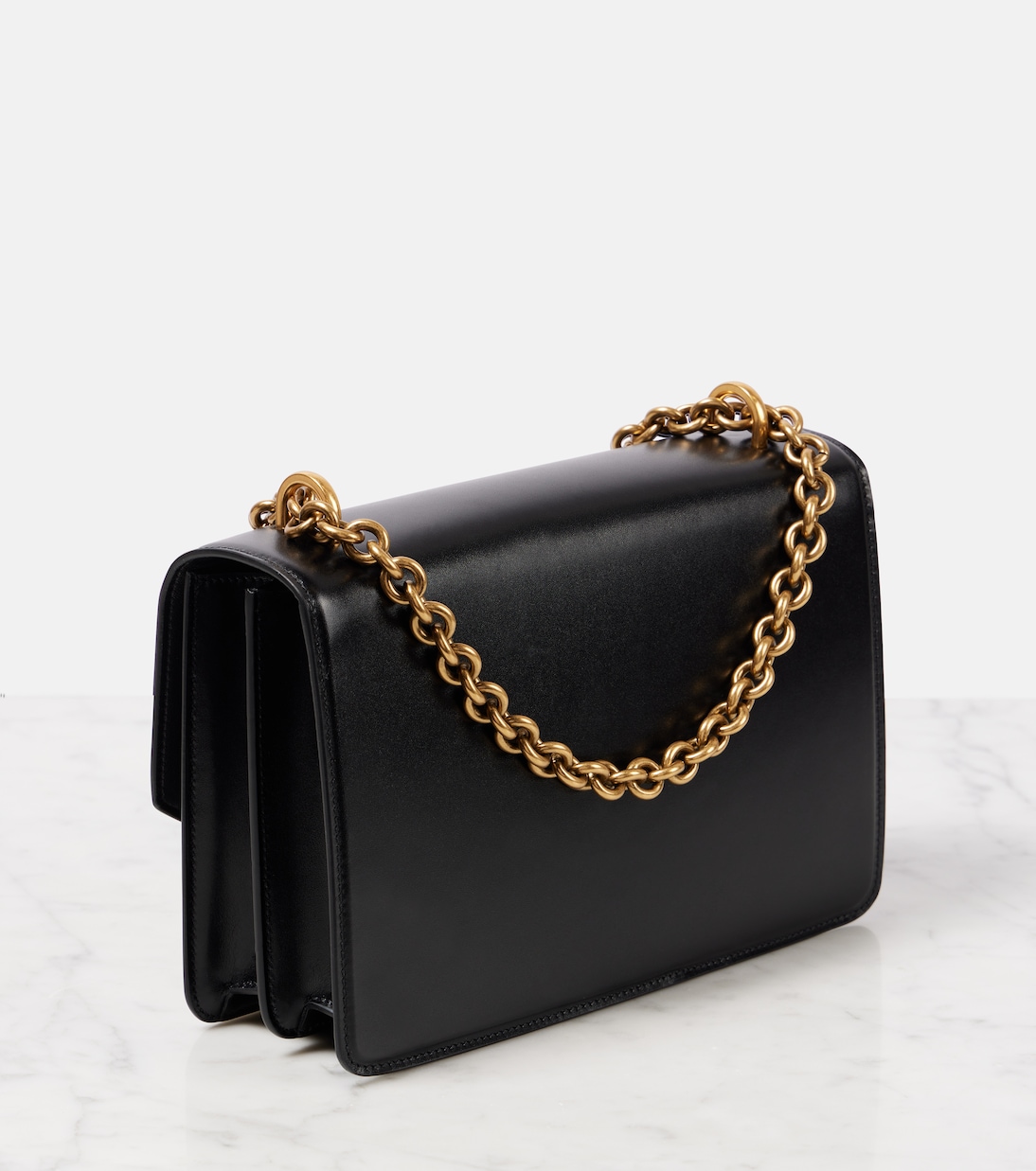 Schultertasche Vain Medium aus Leder | Valentino Garavani