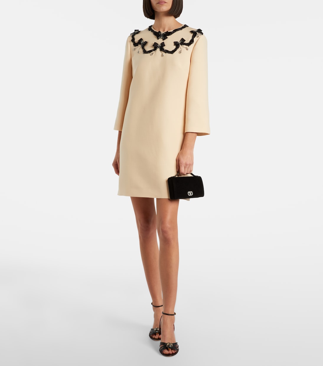 VLogo crystal-embellished velvet crossbody bag | Valentino Garavani