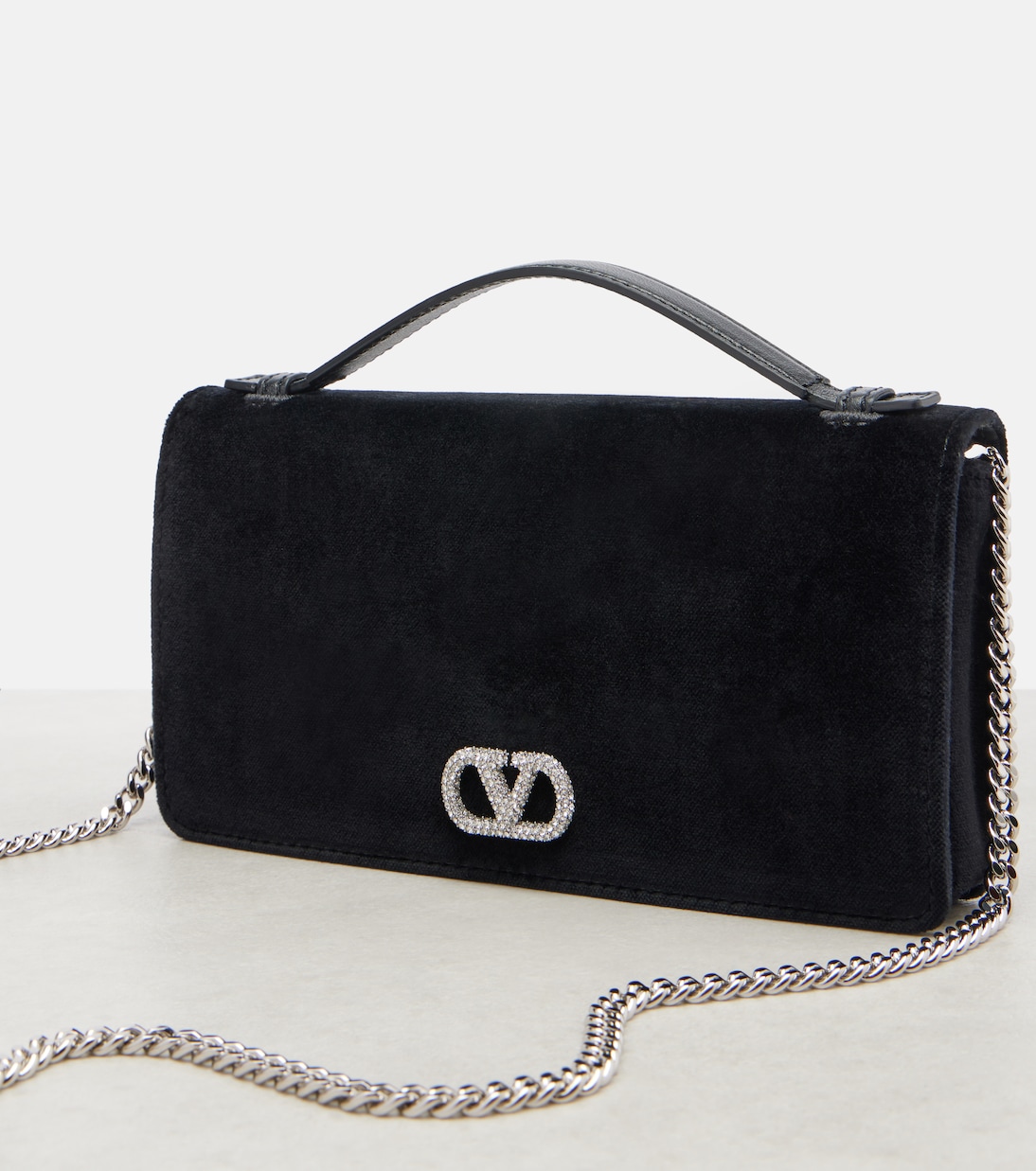 VLogo crystal-embellished velvet crossbody bag | Valentino Garavani