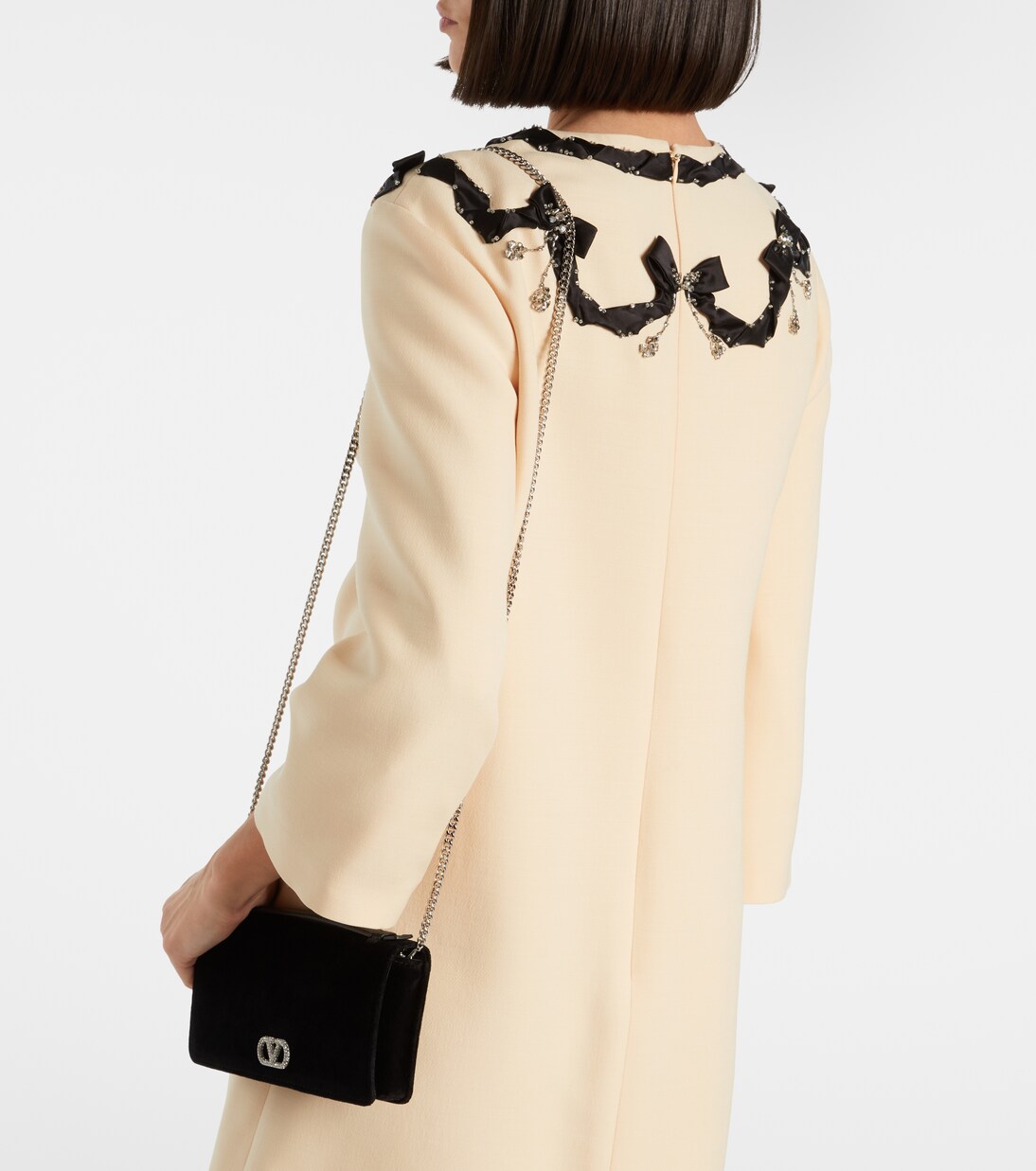 VLogo crystal-embellished velvet crossbody bag | Valentino Garavani