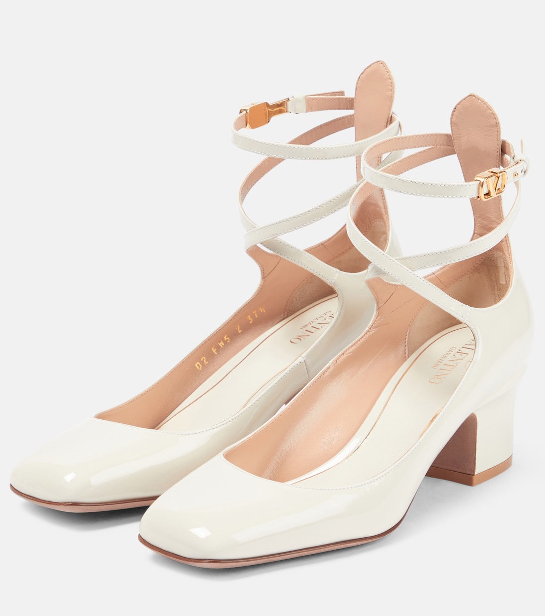 Tan-Go patent leather pumps | Valentino Garavani
