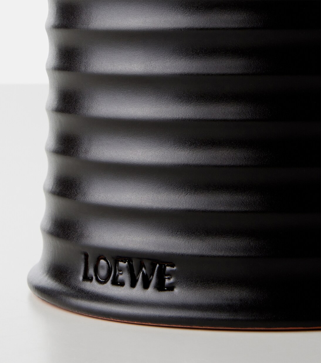 Medium Palo Santo scented candle | Loewe Home Scents