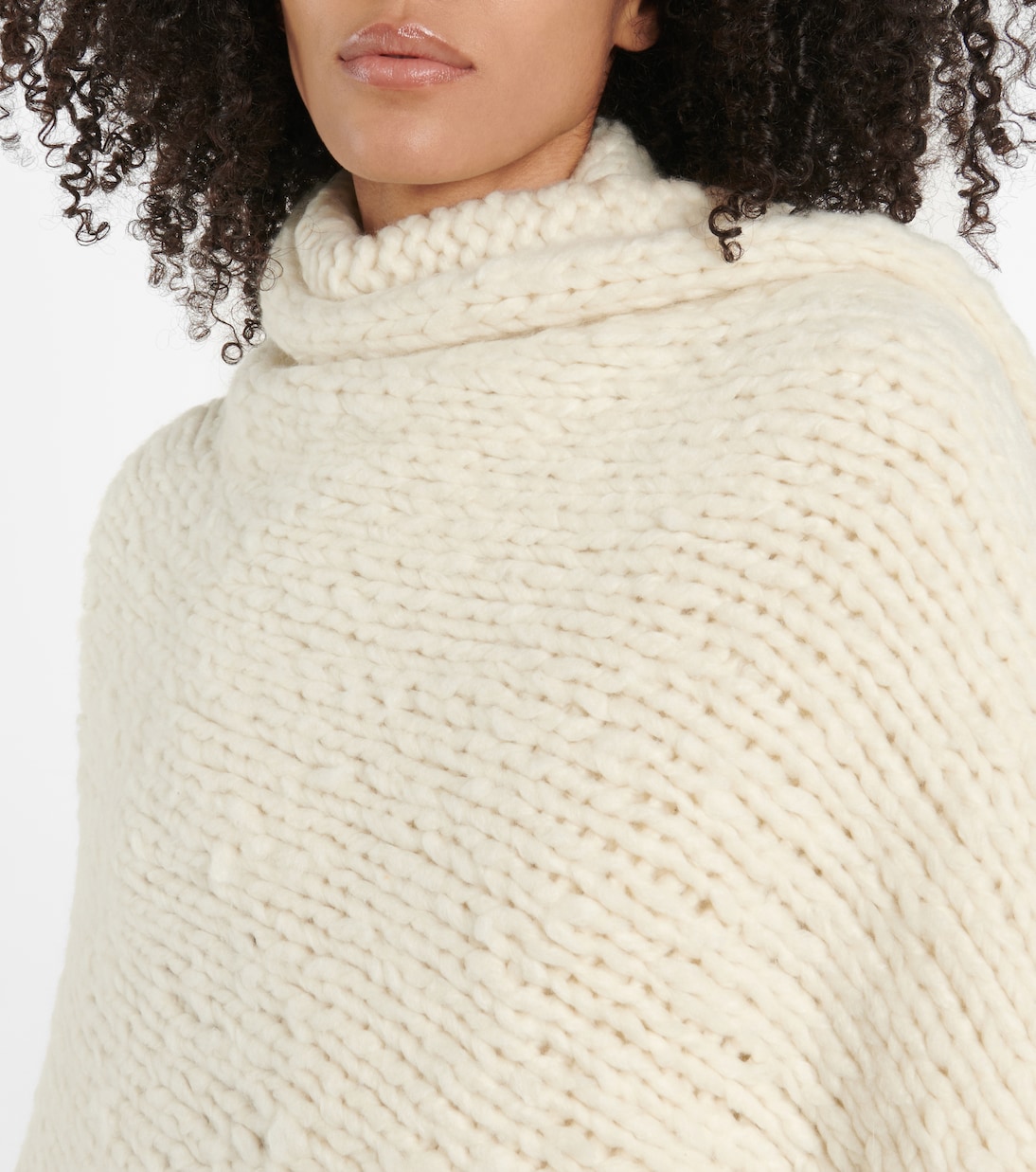 Sciarpa in cashmere GABRIELA HEARST Lauren: Eleganza giovane e senza tempo