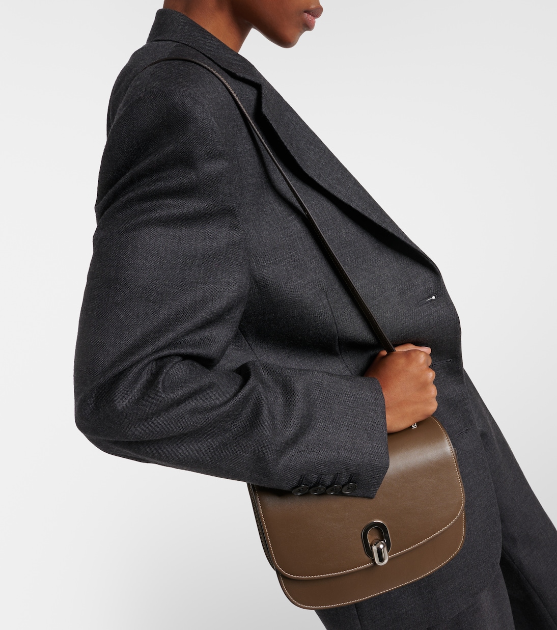 Schultertasche Tondo 22 aus Leder | Savette