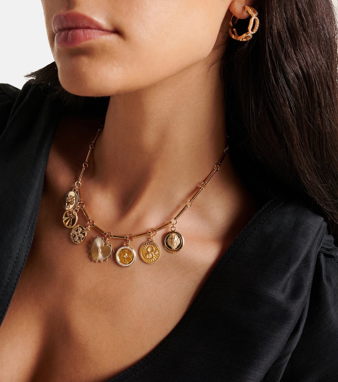 Gioiello Choker in Oro 18kt con Diamanti per Giovani Amanti della Moda