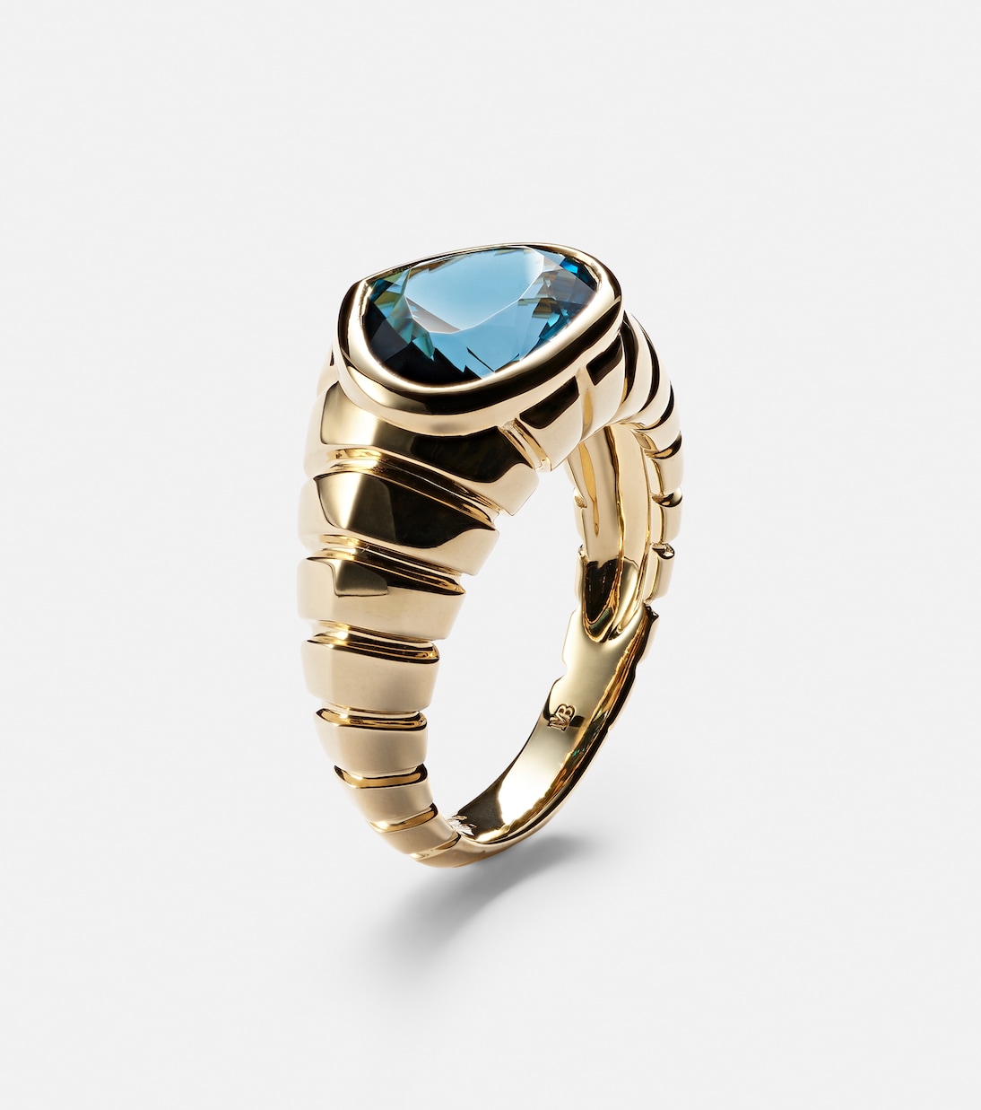 Timo 18kt gold ring with topaz | Marina B