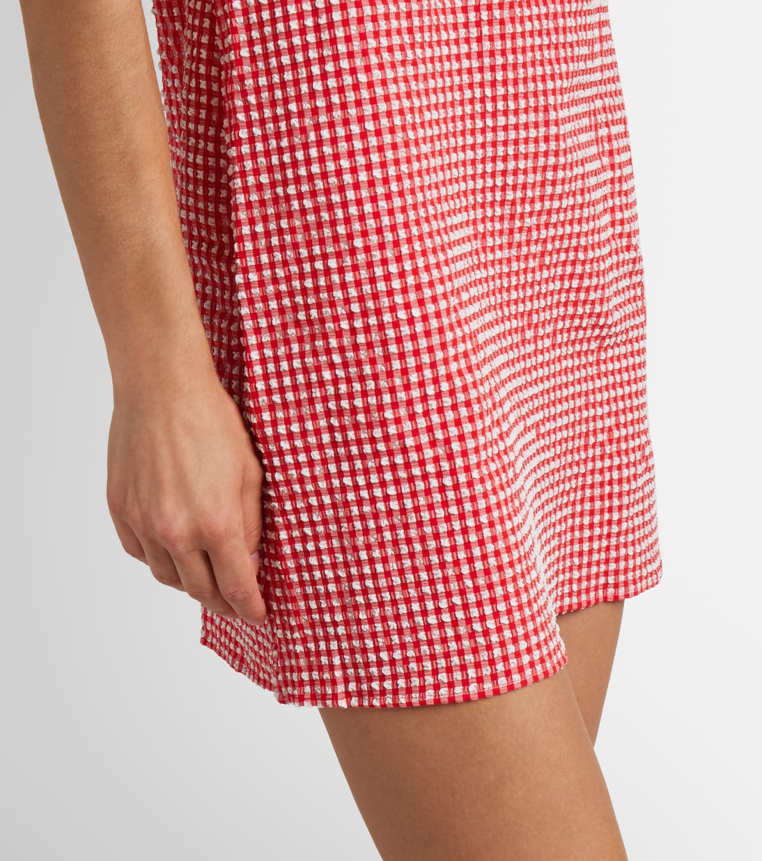 Vestido corto de sirsaca con cuello halter | Hunza G