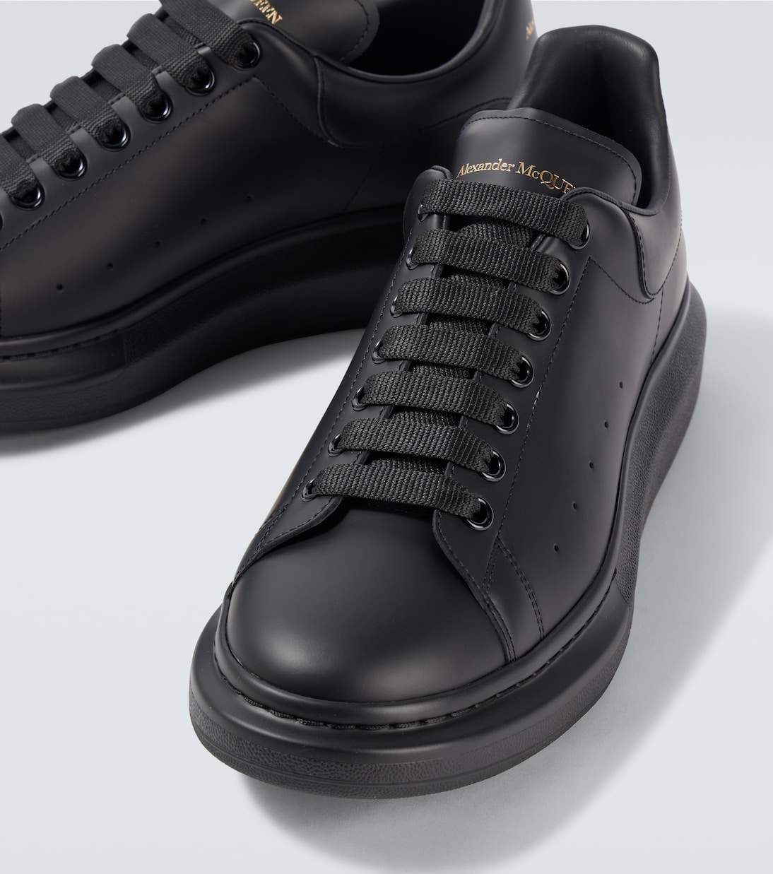 Sneakers Oversized aus Leder | McQueen
