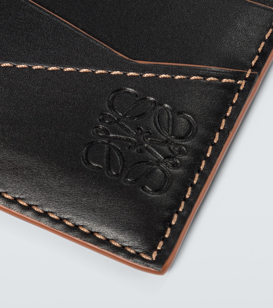 Puzzle leather card holder | Loewe