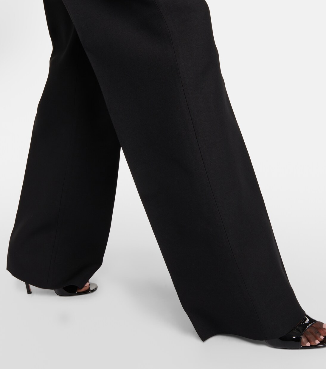 Pantaloni regular in crêpe couture | Valentino
