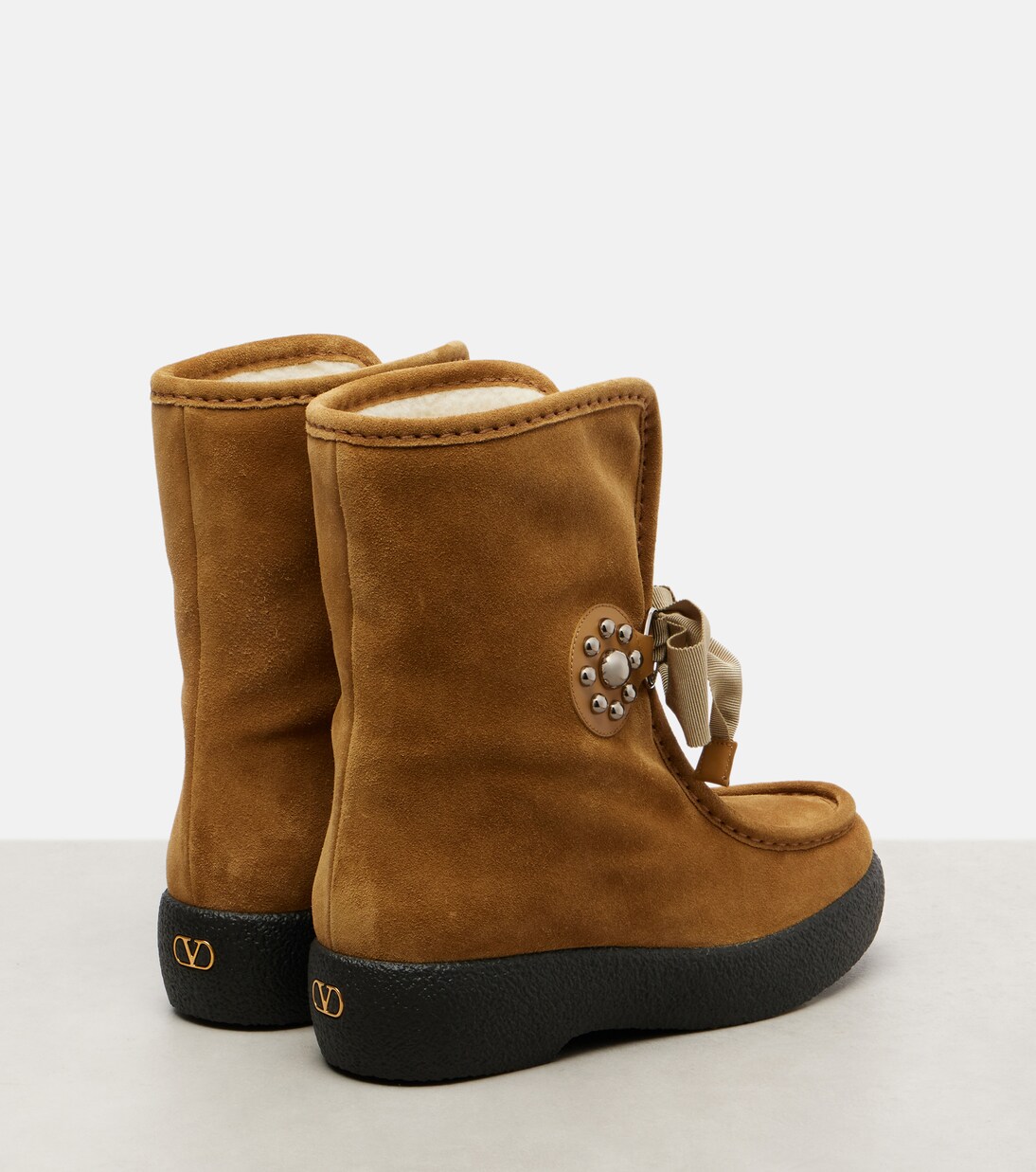 Snowish suede ankle boots | Valentino Garavani