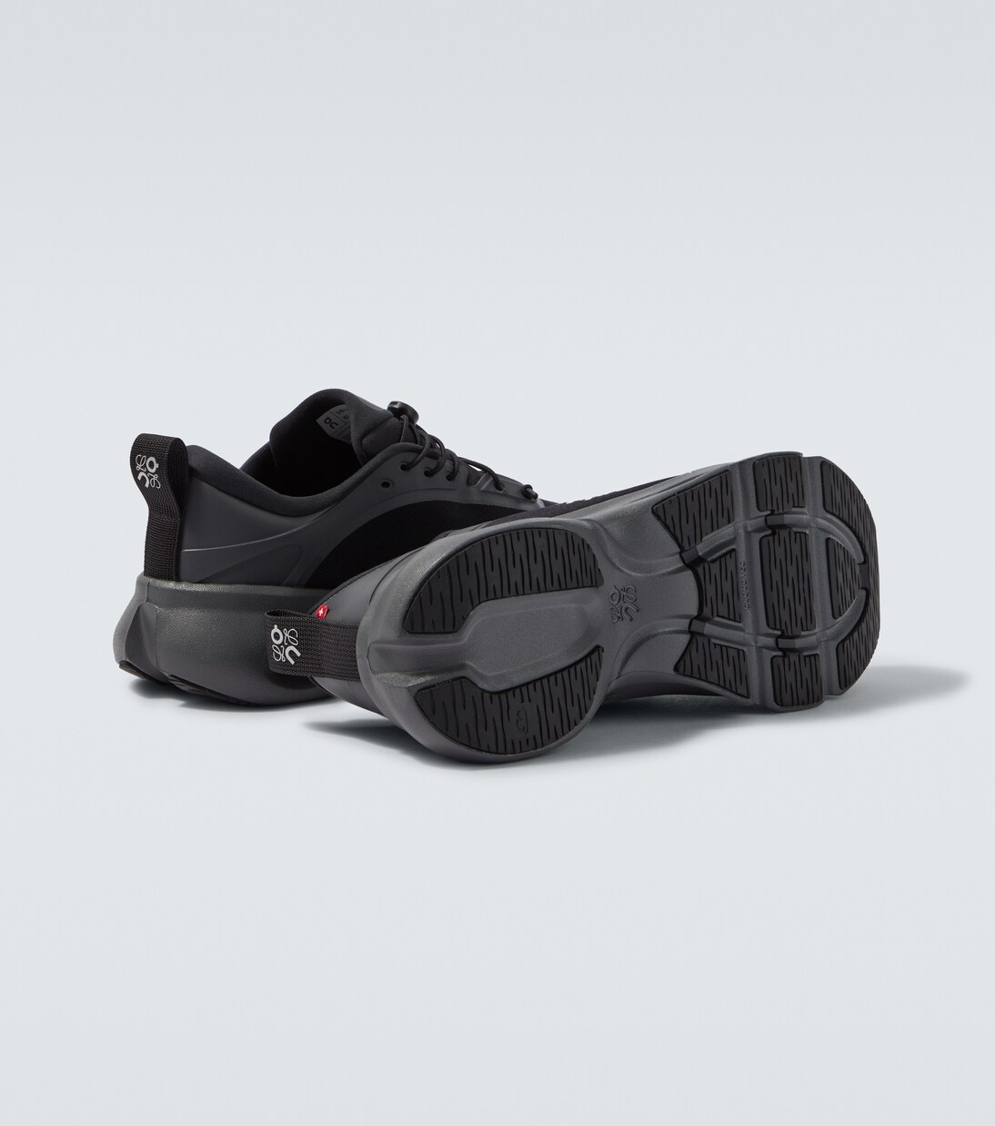 x On Cloudsolo running shoes | Loewe