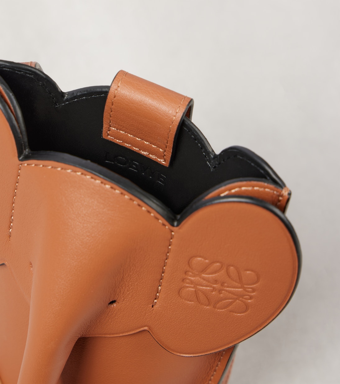 Borsa a tracolla Elephant Pocket in pelle | Loewe
