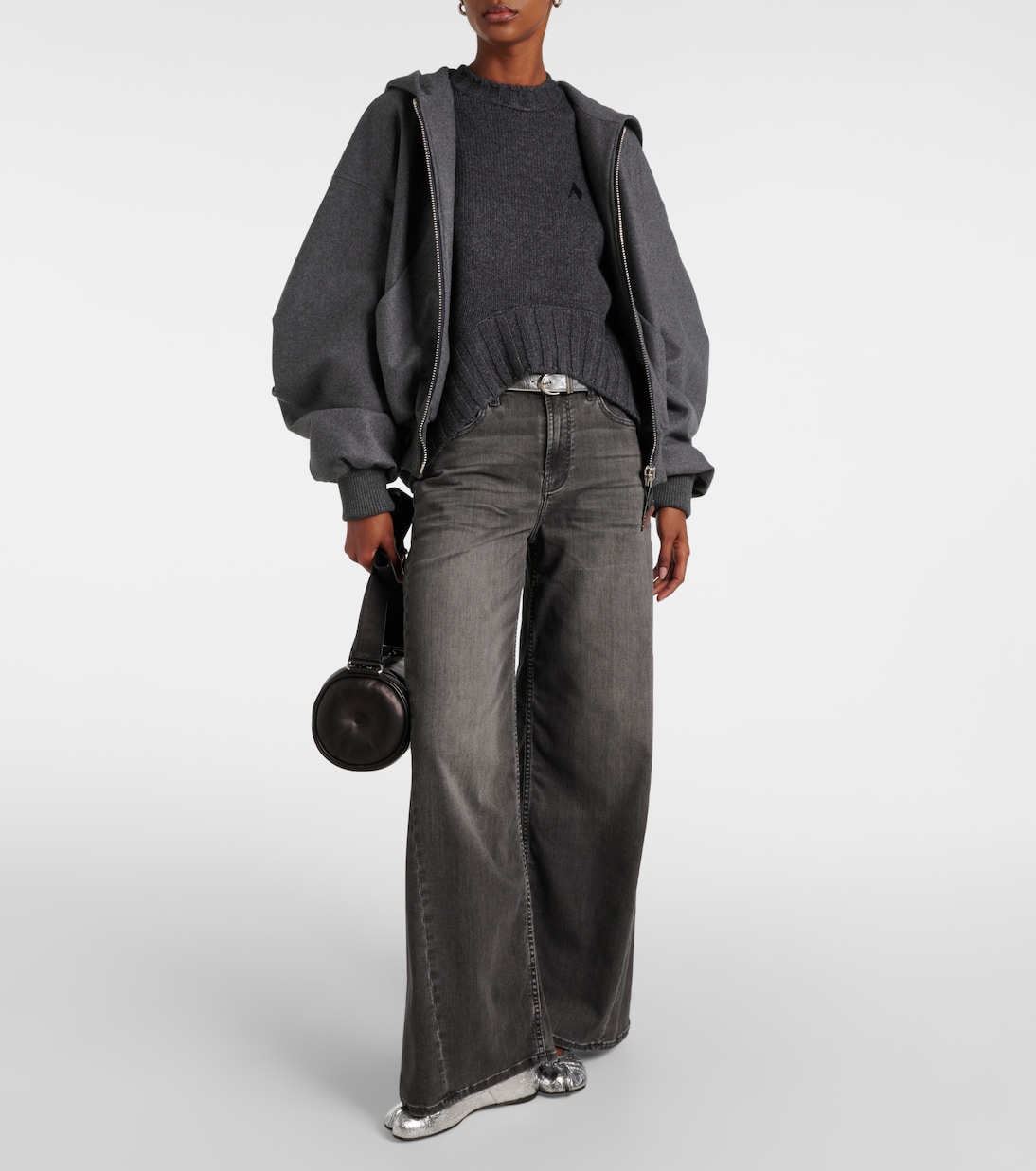جينز بأرجل واسعة وخصر متوسط | AG Jeans