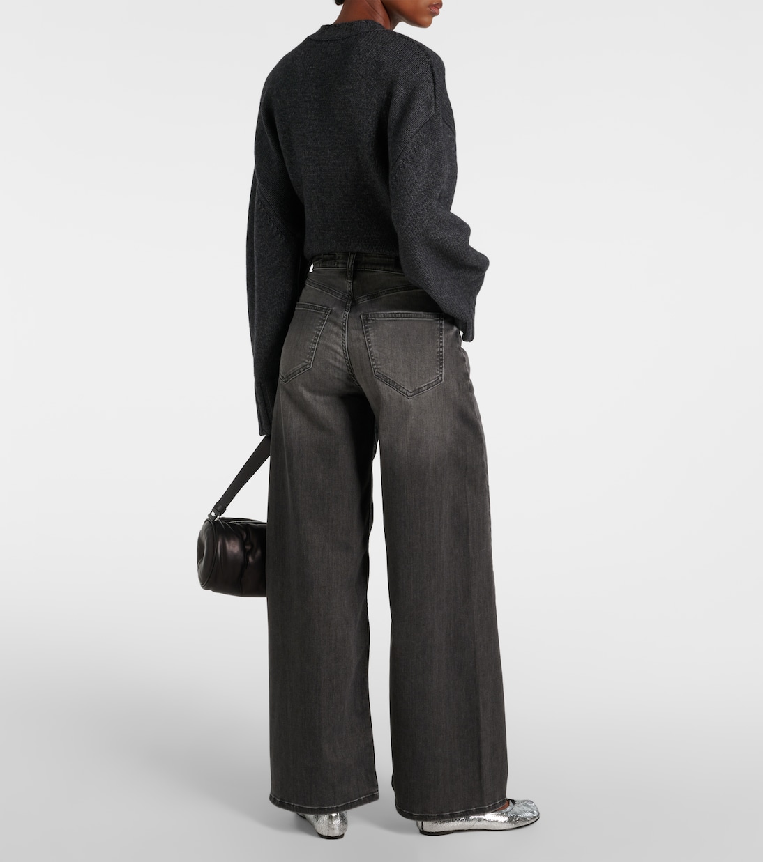 جينز بأرجل واسعة وخصر متوسط | AG Jeans