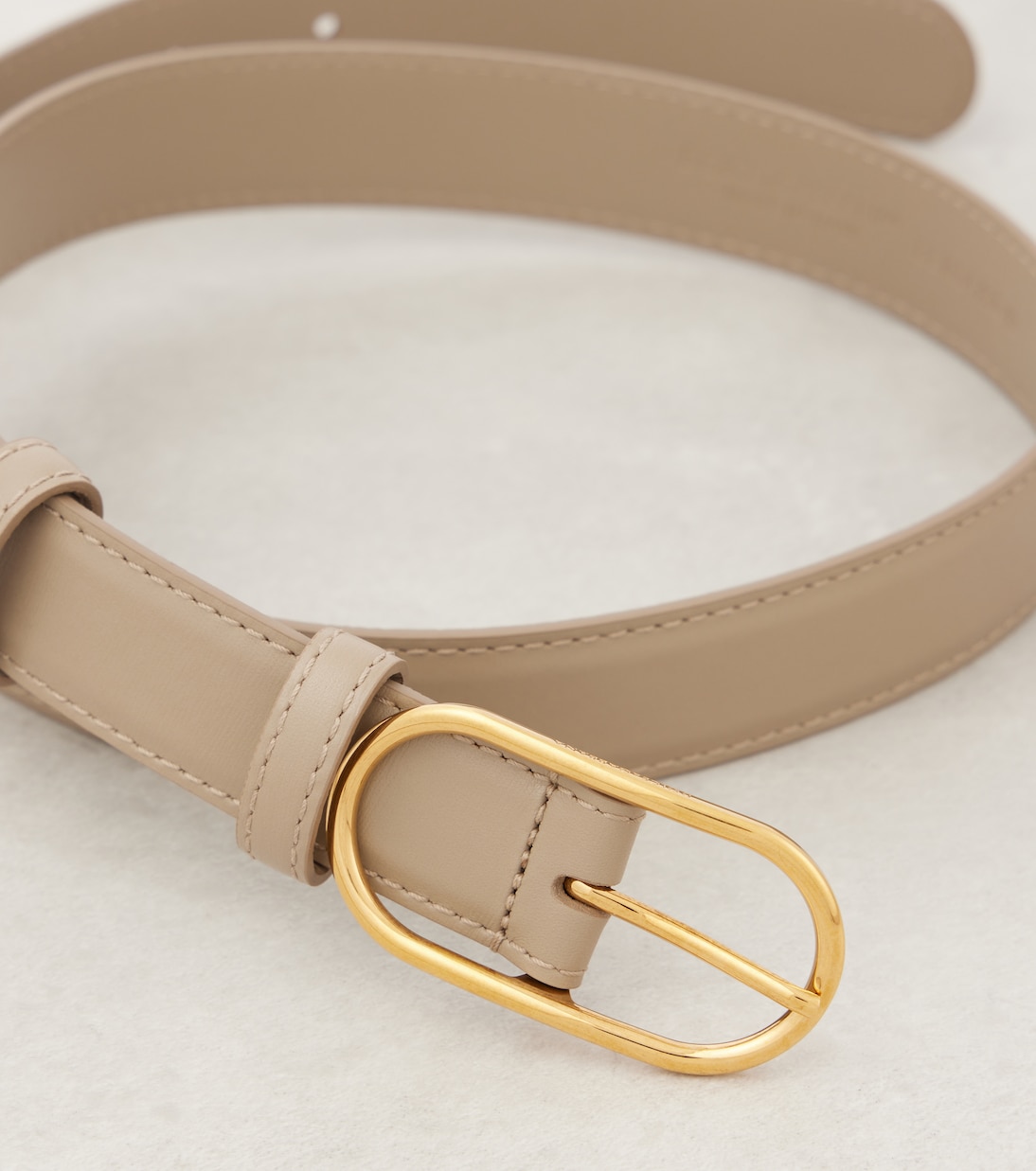 Cintura in pelle autentica Dolce & Gabbana per stile giovane e moderno