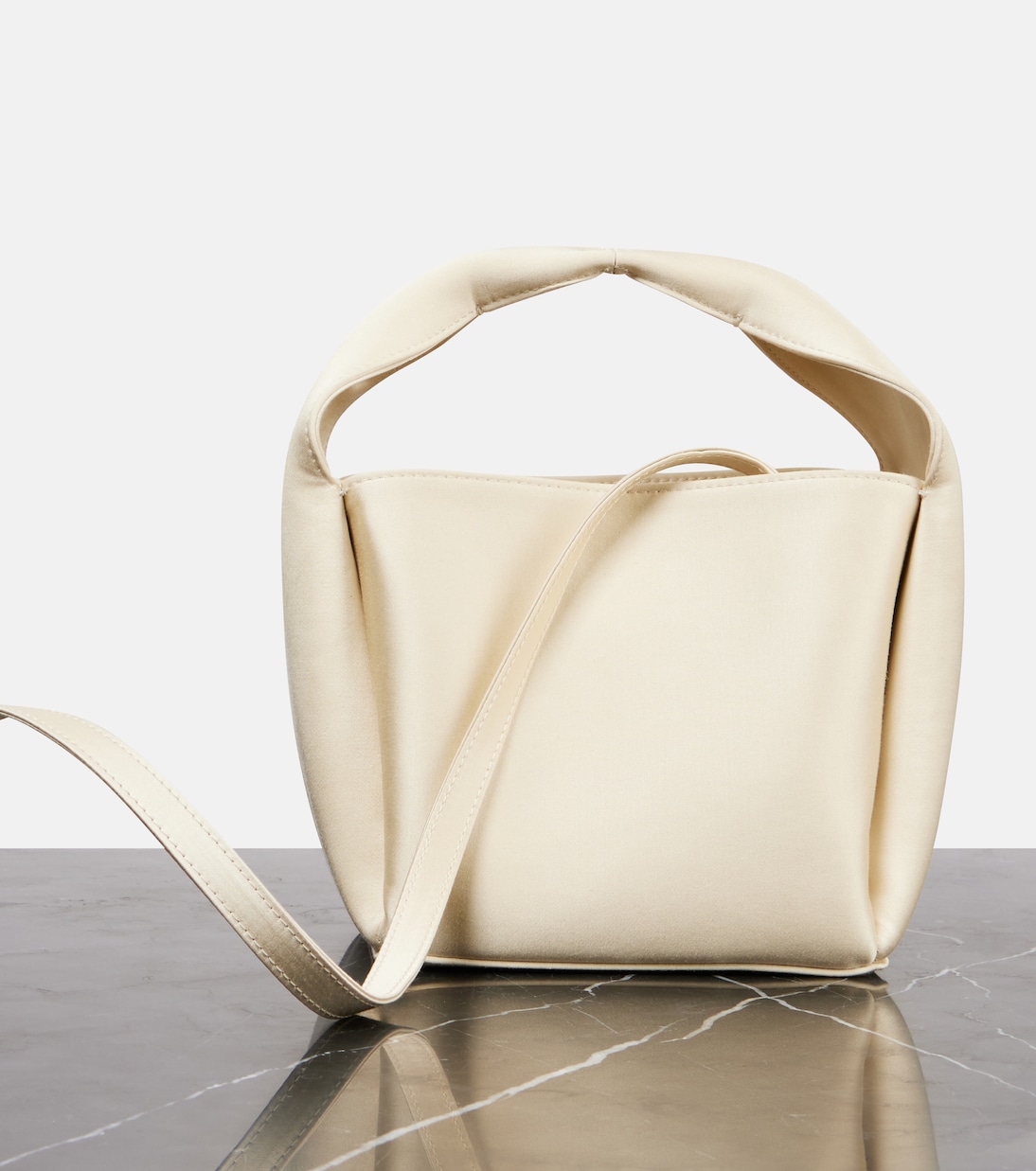 Secchiello Petite in raso | Toteme