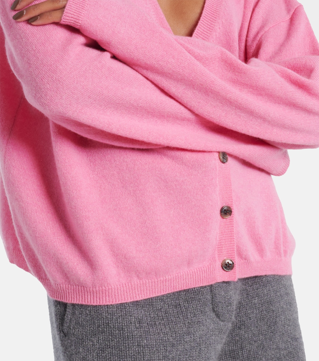 Cardigan Abby in cashmere | Lisa Yang