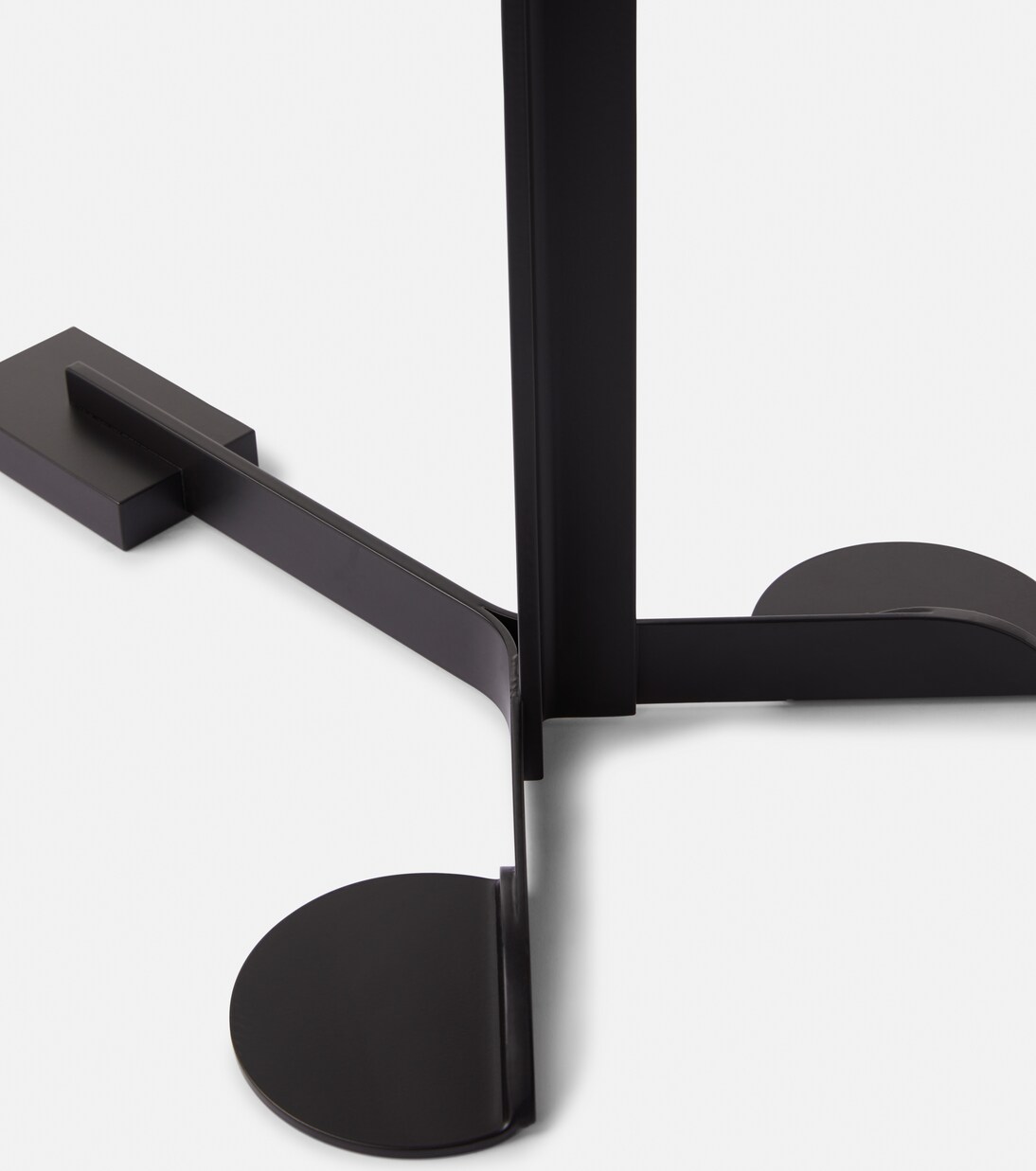 Comodo cabinet by Achille Castiglioni and Giancarlo Pozzi | Karakter